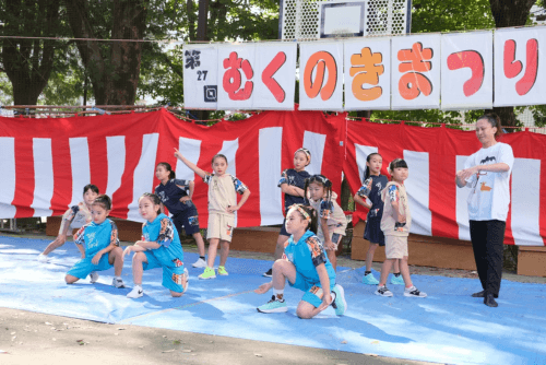 コフレダンススタジオの最後はストリートダンス。カッコいいポーズを決める小学生たち
